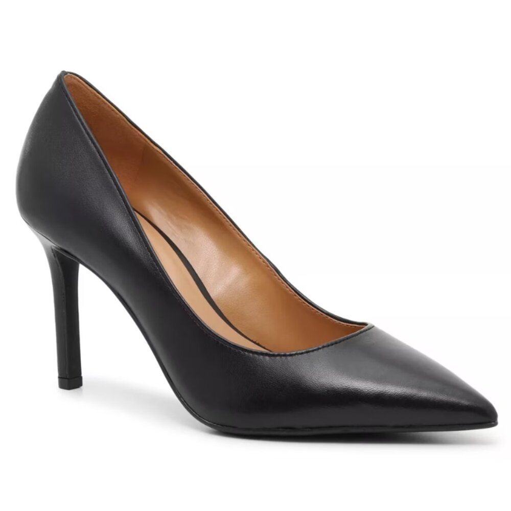 Jessica Simpson Black Heels 7W
